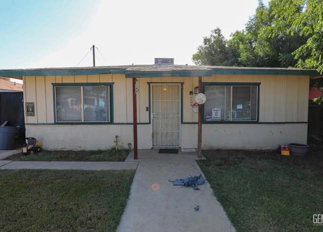 Property at 704 Wistaria St, Bakersfield, CA 93308, 2 beds, 1 bath