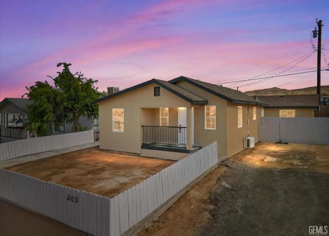 Property at 303 F St, Taft, CA 93268