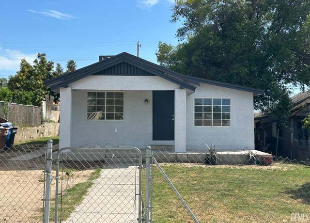 Property at 1227 Jefferson St, Bakersfield, CA 93305, 3 beds, 1 bath