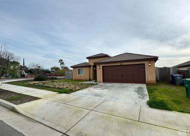 Property at 603 E Wutchumna Ave, Woodlake-t, CA 93286, 4 beds, 2 baths