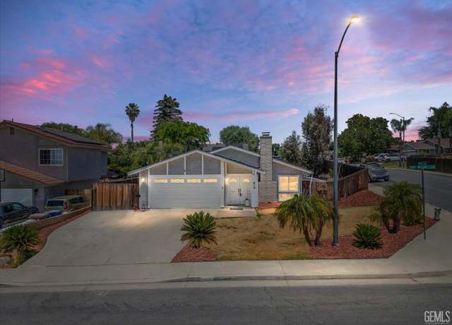 Property at 4512 San Miguel Way, Bakersfield, CA 93306, 3 beds, 2 baths