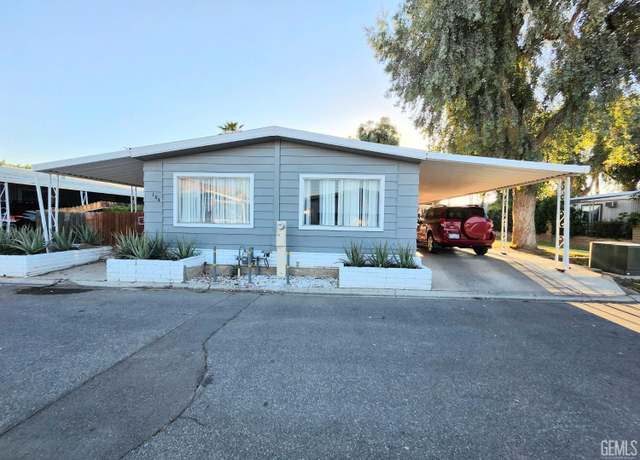 Property at 3000 S Chester Ave #104, Bakersfield, CA 93304, 3 beds, 2 baths