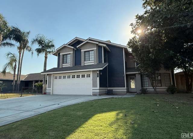 Property at 5901 Castleford St, Bakersfield, CA 93313, 3 beds, 2.5 baths
