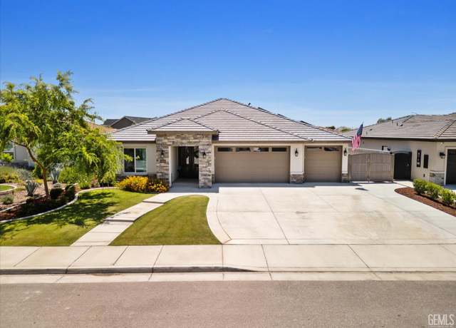 Property at 15017 Mistletoe Ave, Bakersfield, CA 93314, 4 beds, 2.5 baths