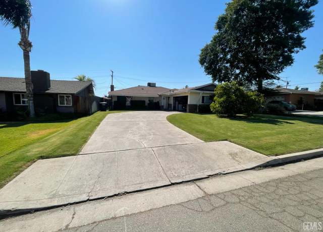 Property at 3004 Saratoga St, Bakersfield, CA 93306, 4 beds, 2 baths