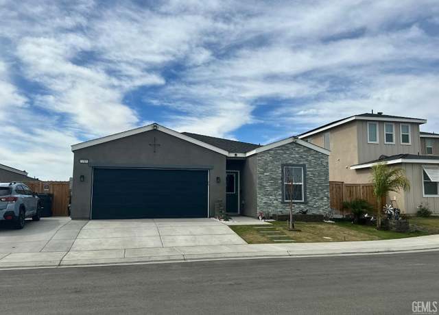 Property at 3305 Lilac View Ct, Shafter, CA 93263, 3 beds, 2 baths
