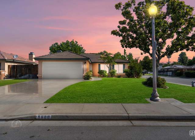 Property at 9600 Waterbury Dr, Bakersfield, CA 93312, 3 beds, 2 baths