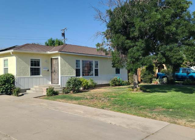 Property at 2617 4th St, Bakersfield, CA 93304, 3 beds, 1 bath