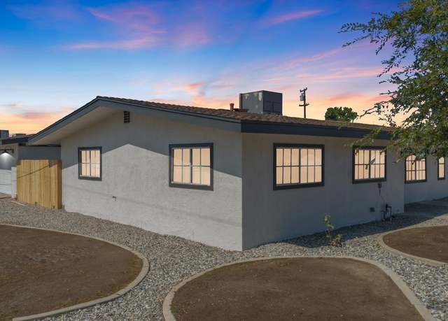 Property at 2201 Oakwood Dr, Bakersfield, CA 93304, 3 beds, 2 baths