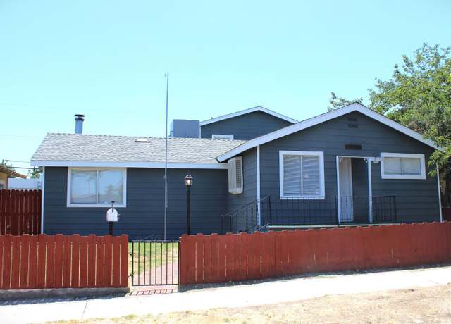 Property at 113 Lucard St, Taft, CA 93268, 2 beds, 1 bath