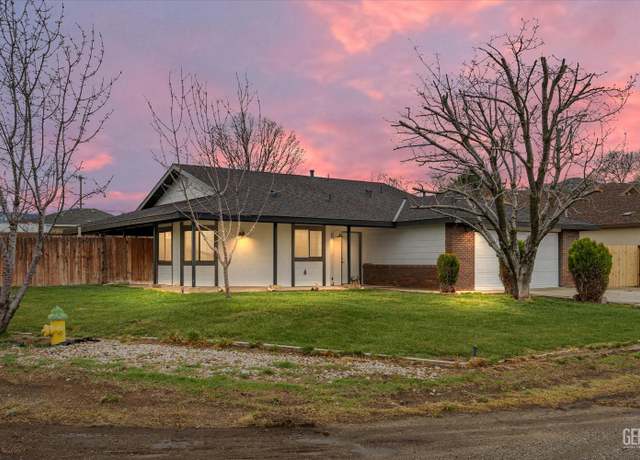 Property at 21801 Brook Dr, Tehachapi, CA 93561, 3 beds, 2 baths