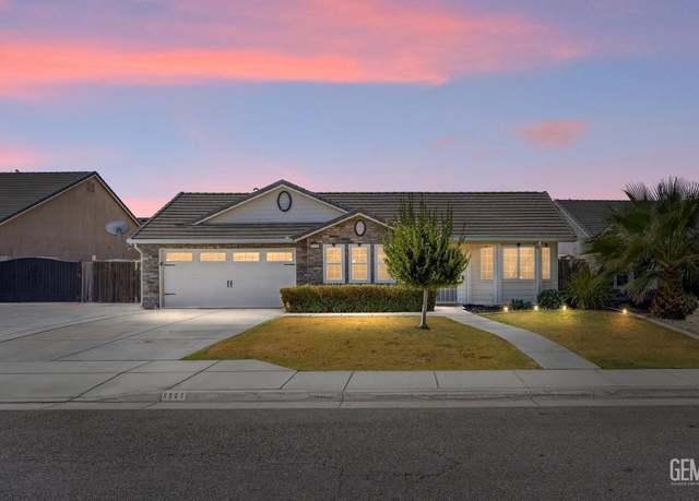 Property at 6225 Thorton Ave, Bakersfield, CA 93313, 4 beds, 3 baths