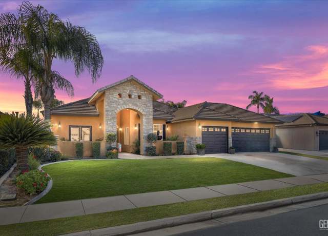 Property at 12709 Montbatten Pl, Bakersfield, CA 93312, 4 beds, 2 baths