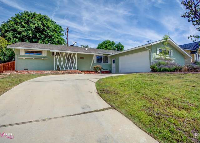 Property at 2606 Blade Ave, Bakersfield, CA 93306, 3 beds, 2 baths