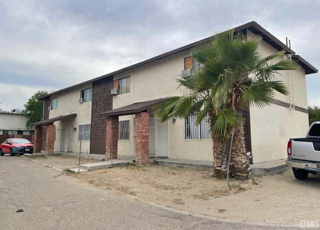 Property at 412 Adams St, Taft, CA 93268