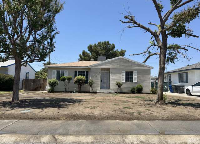 Property at 113 Griffiths St, Bakersfield, CA 93309, 3 beds, 1 bath