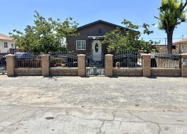 Property at 517 Polk St, Taft, CA 93268, 3 beds, 1 bath