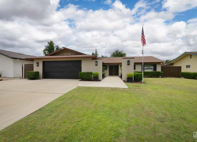 Property at 109 Bermuda St, Bakersfield, CA 93309, 2 beds, 2 baths