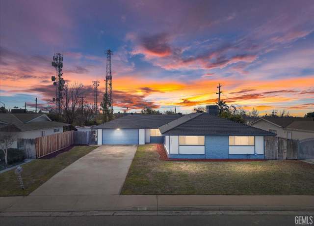 Property at 2601 Silver Dr, Bakersfield, CA 93306, 3 beds, 1.75 baths