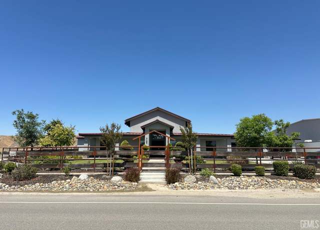 Property at 13900 Round Mountain Rd, Bakersfield, CA 93308, 3 beds, 3 baths