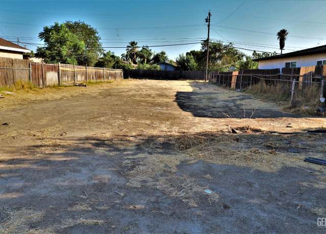 Property at 1311 Eureka St, Bakersfield, CA 93305