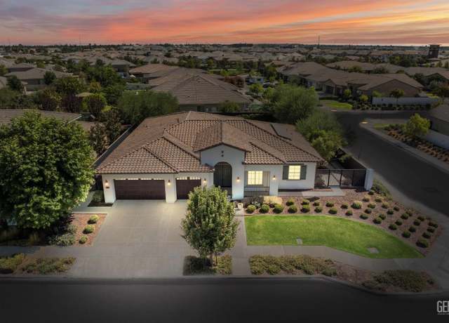Property at 11829 Loden Dr, Bakersfield, CA 93311, 4 beds, 3.5 baths