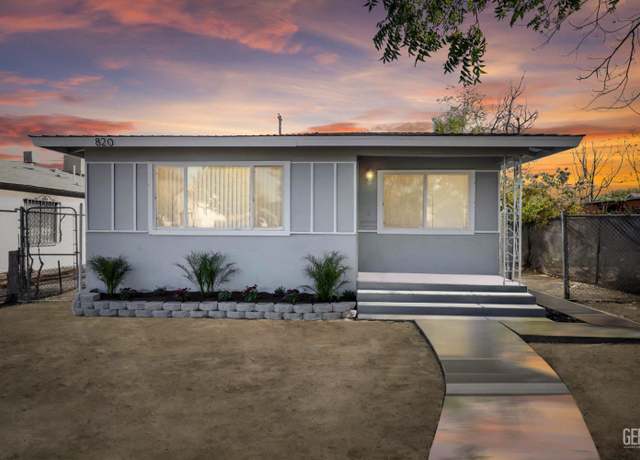 Property at 820 M St, Bakersfield, CA 93304, 3 beds, 3 baths
