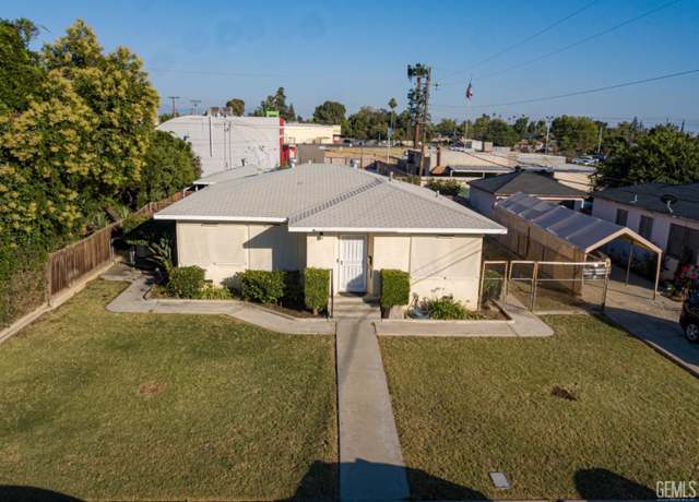 Property at 251 Irene St, Bakersfield, CA 93305, 3 beds, 2 baths