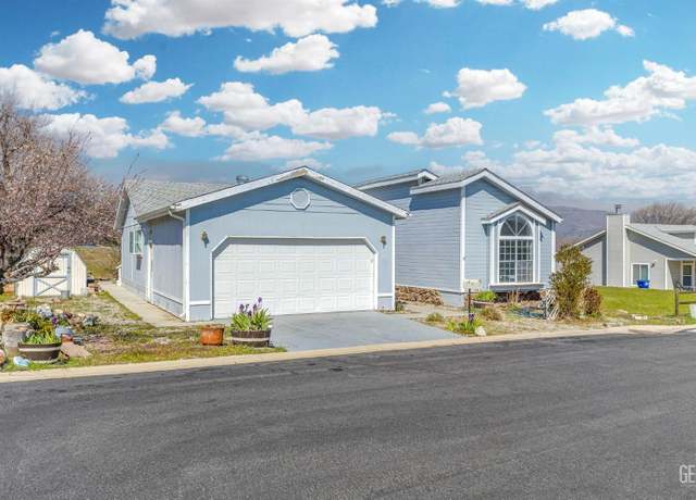Property at 21276 White Pine Dr #52, Tehachapi, CA 93561, 3 beds, 2 baths