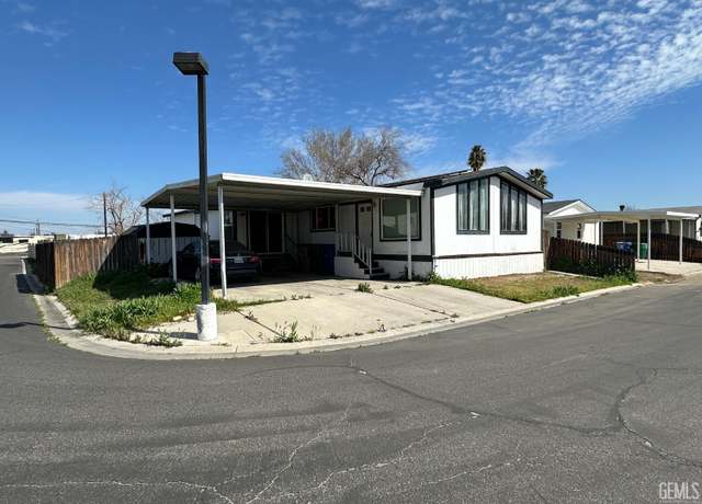 Property at 14035 Rosedale Hwy #138, Bakersfield, CA 93314, 3 beds, 2 baths