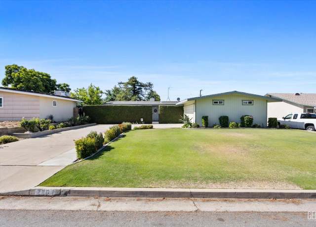 Property at 2201 Duke Dr, Bakersfield, CA 93305, 3 beds, 2 baths