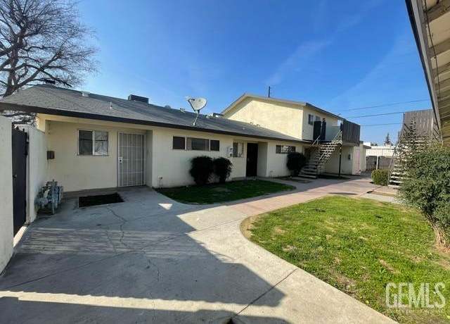 Property at 3912 Soranno Ave, Bakersfield, CA 93309, 8 beds, 4 baths