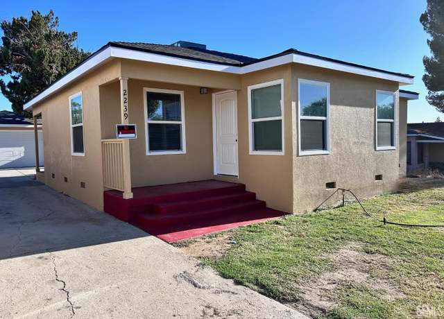Property at 2239 Elton Ave, Bakersfield, CA 93306, 2 beds, 1 bath