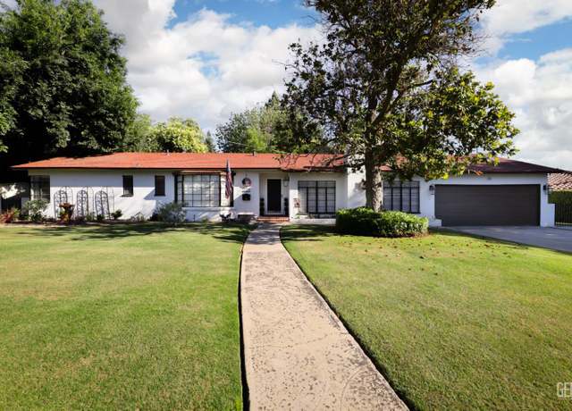 Property at 225 El Cielo Dr, Bakersfield, CA 93305, 4 beds, 3 baths