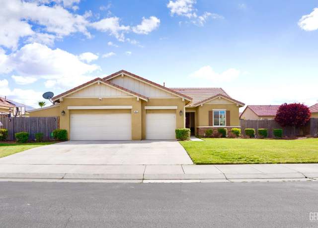 Property at 15611 Saint Clement Way, Bakersfield, CA 93314, 4 beds, 2 baths