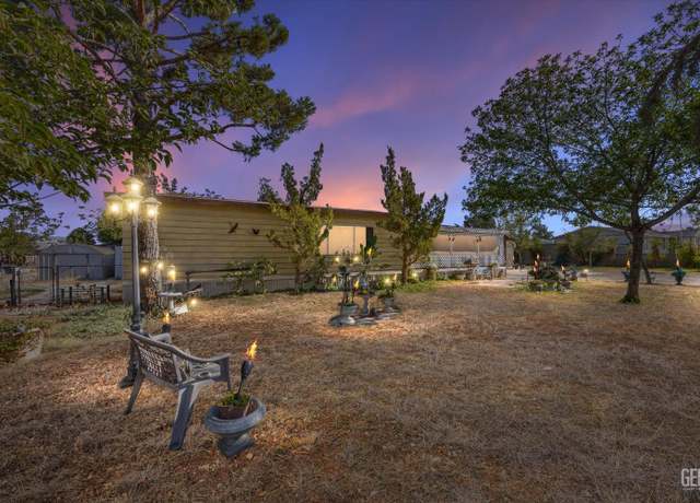 Property at 28149 Chaparral Ave, Taft, CA 93268, 3 beds, 2 baths