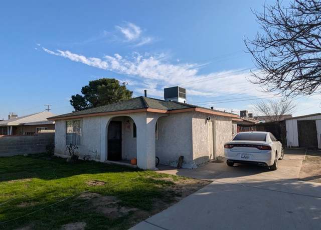 Property at 517 Buckley Ave, Bakersfield, CA 93307, 3 beds, 1 bath