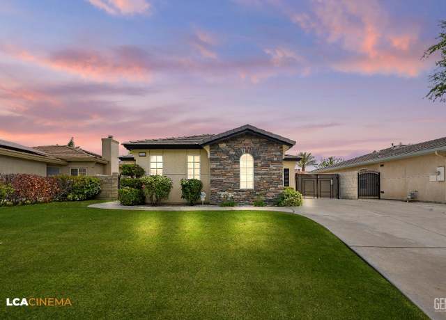 Property at 5502 White Pine Way, Bakersfield, CA 93313, 3 beds, 2 baths
