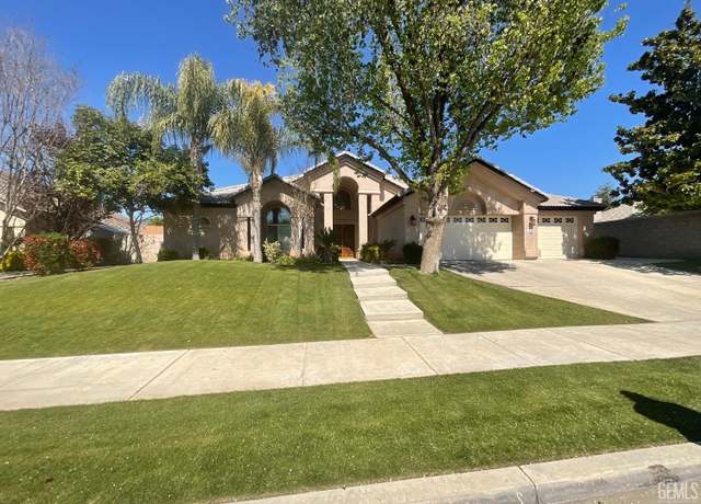 Property at 12504 Crown Crest Dr, Bakersfield, CA 93311, 5 beds, 3 baths