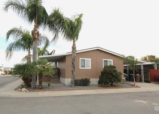 Property at 1301 Taft Hwy #58, Bakersfield, CA 93307, 3 beds, 2 baths