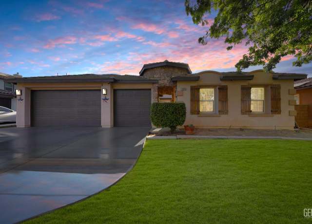 Property at 5604 Segovia Way, Bakersfield, CA 93306, 5 beds, 3 baths