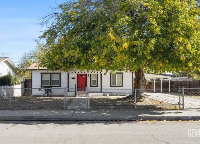 Property at 600 Olive St, Bakersfield, CA 93304, 4 beds, 2 baths