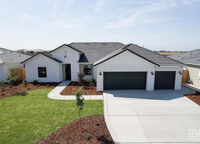 Property at 16615 Chloe Ct, Bakersfield, CA 93314, 4 beds, 2.5 baths