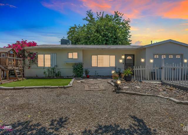 Property at 1105 Chelsea St, Bakersfield, CA 93306, 3 beds, 1 bath