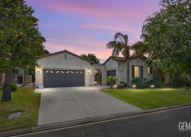 Property at 4702 Aviara Dr, Bakersfield, CA 93312, 3 beds, 3 baths