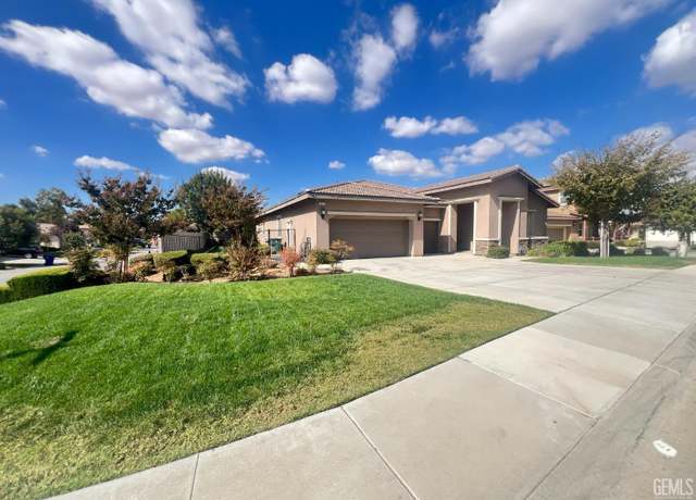 Property at 5000 Grand Cypress Way, Bakersfield, CA 93306, 3 beds, 3 baths