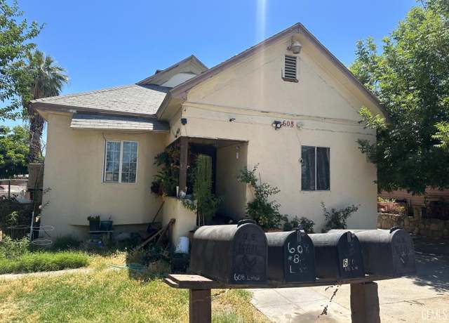 Property at 606 L St, Bakersfield, CA 93304, 8 beds, 4 baths