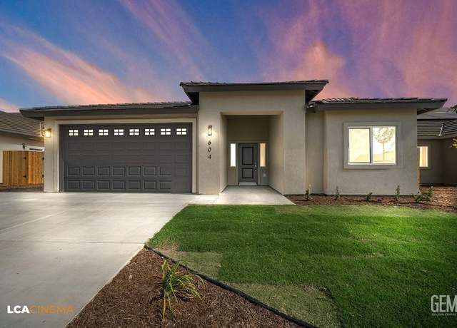 Property at 617 Sammy Way, Shafter, CA 93263, 3 beds, 1.75 baths