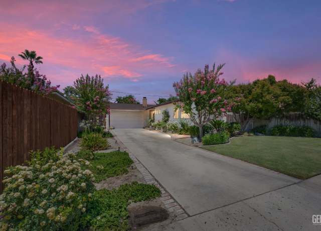 Property at 1920 Hodges Ave, Bakersfield, CA 93304, 3 beds, 1.5 baths