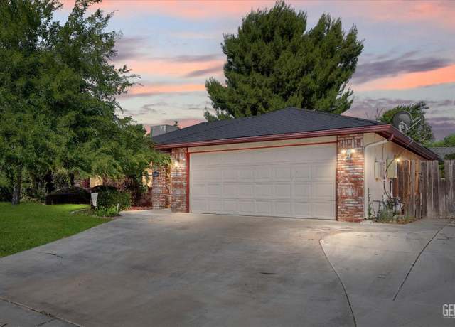 Property at 4008 Abbott Dr, Bakersfield, CA 93312, 3 beds, 2 baths